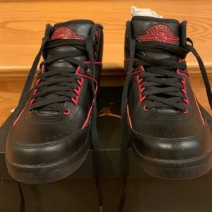 Air Jordan Retro 2